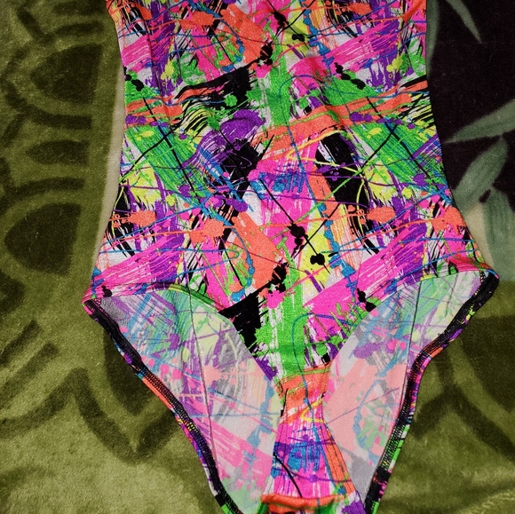 Blackmilk Splatter One piece - Picture 2 of 3